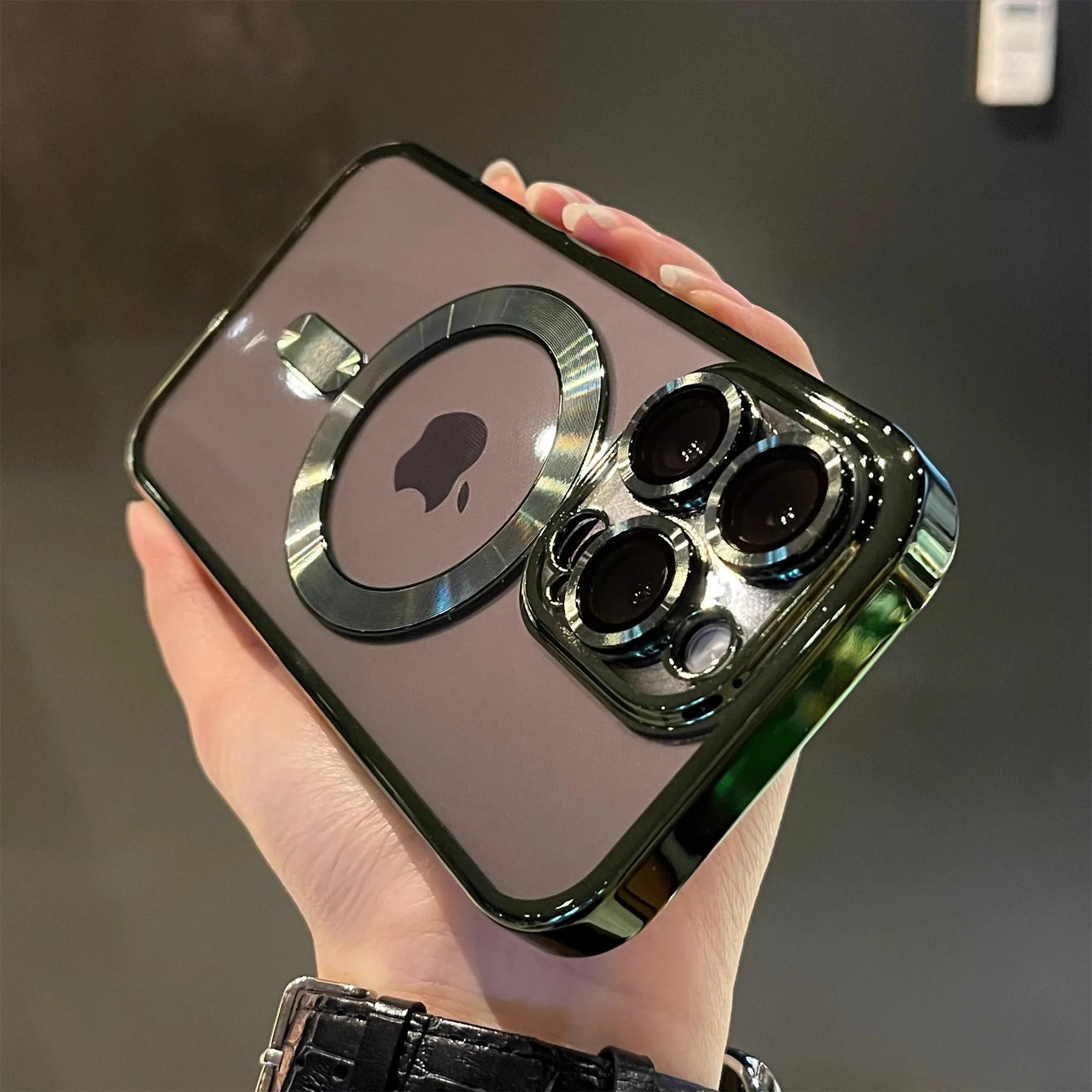 Capa Magnética MagSafe Luxo para iPhone 11-16 Pro Max – Silicone à Prova de Choque