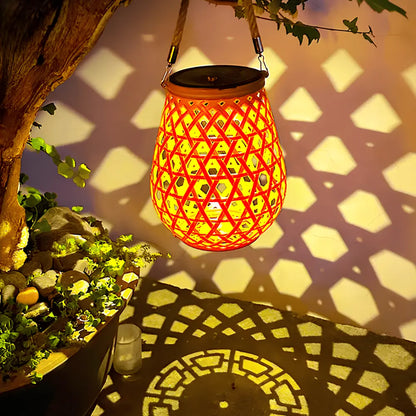 Solara™ Woven Lamp
