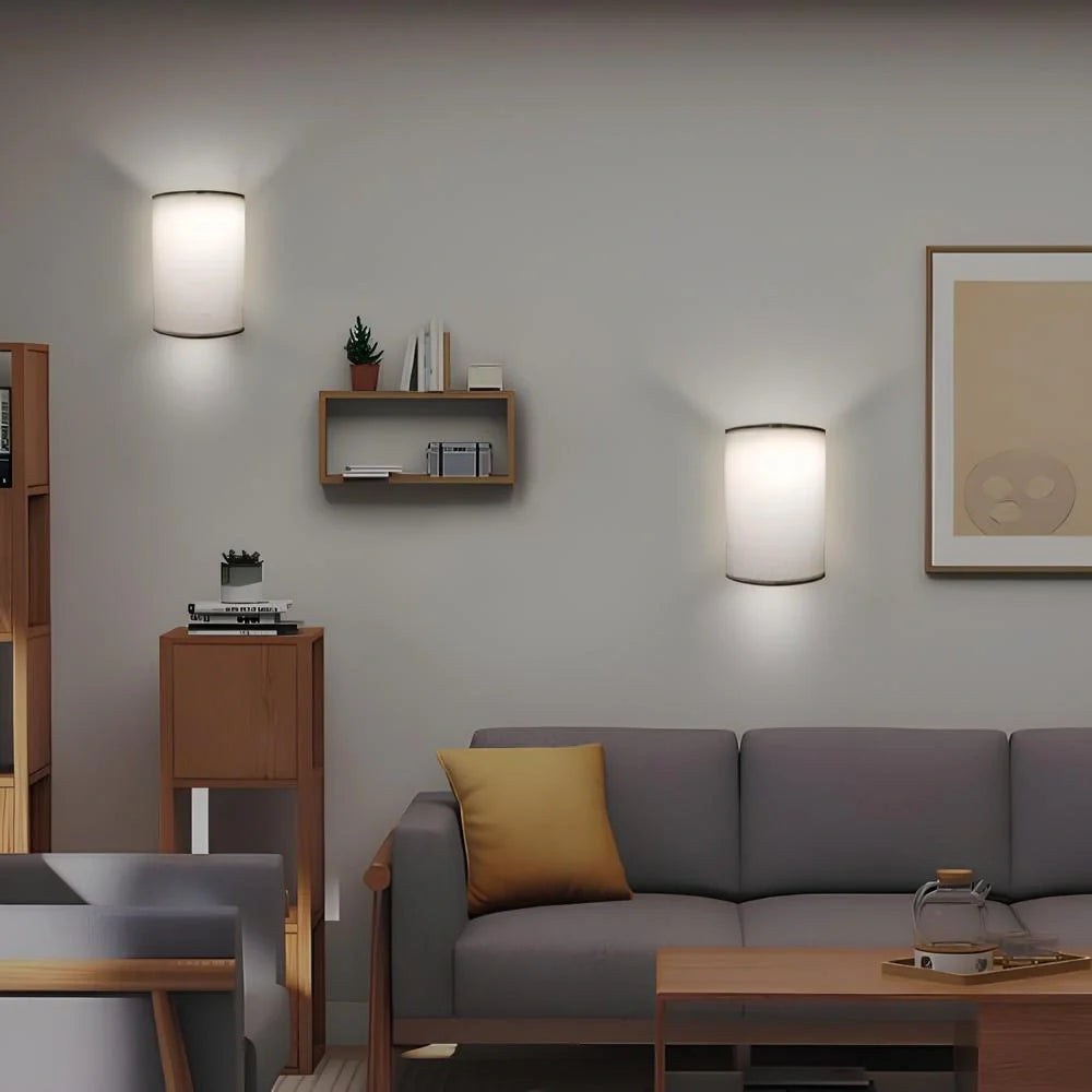 Luminária de parede em linho claro