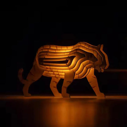 Luminária de madeira WildCraft™ com animais