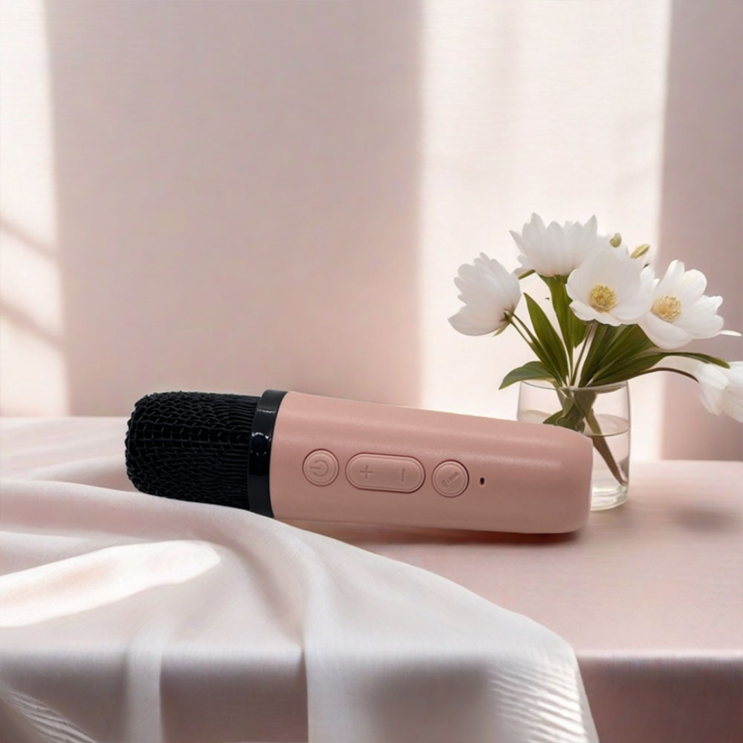 Mini alto-falante portátil com microfone e luzes RGB. 