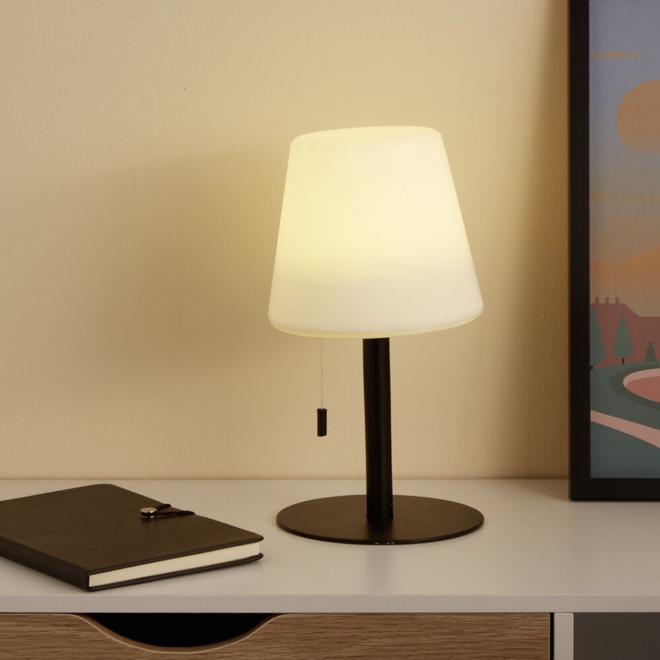 Modern minimalist table lamp