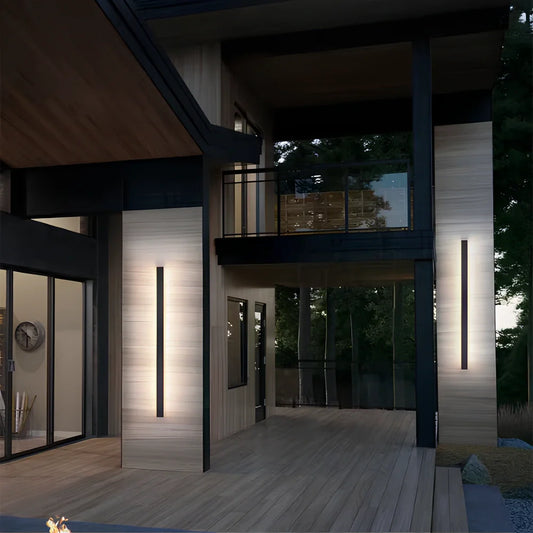 Luminária de parede externa Linear Luxe™