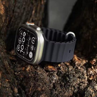 Ultra Pro Smartwatch + 1 FREE strap.