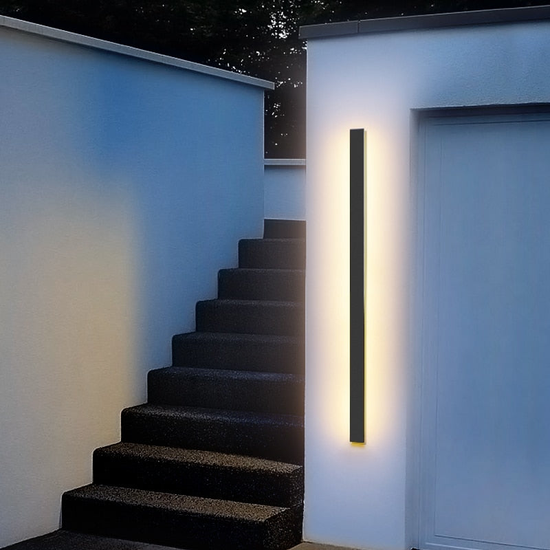 Luminária de parede externa Linear Luxe™